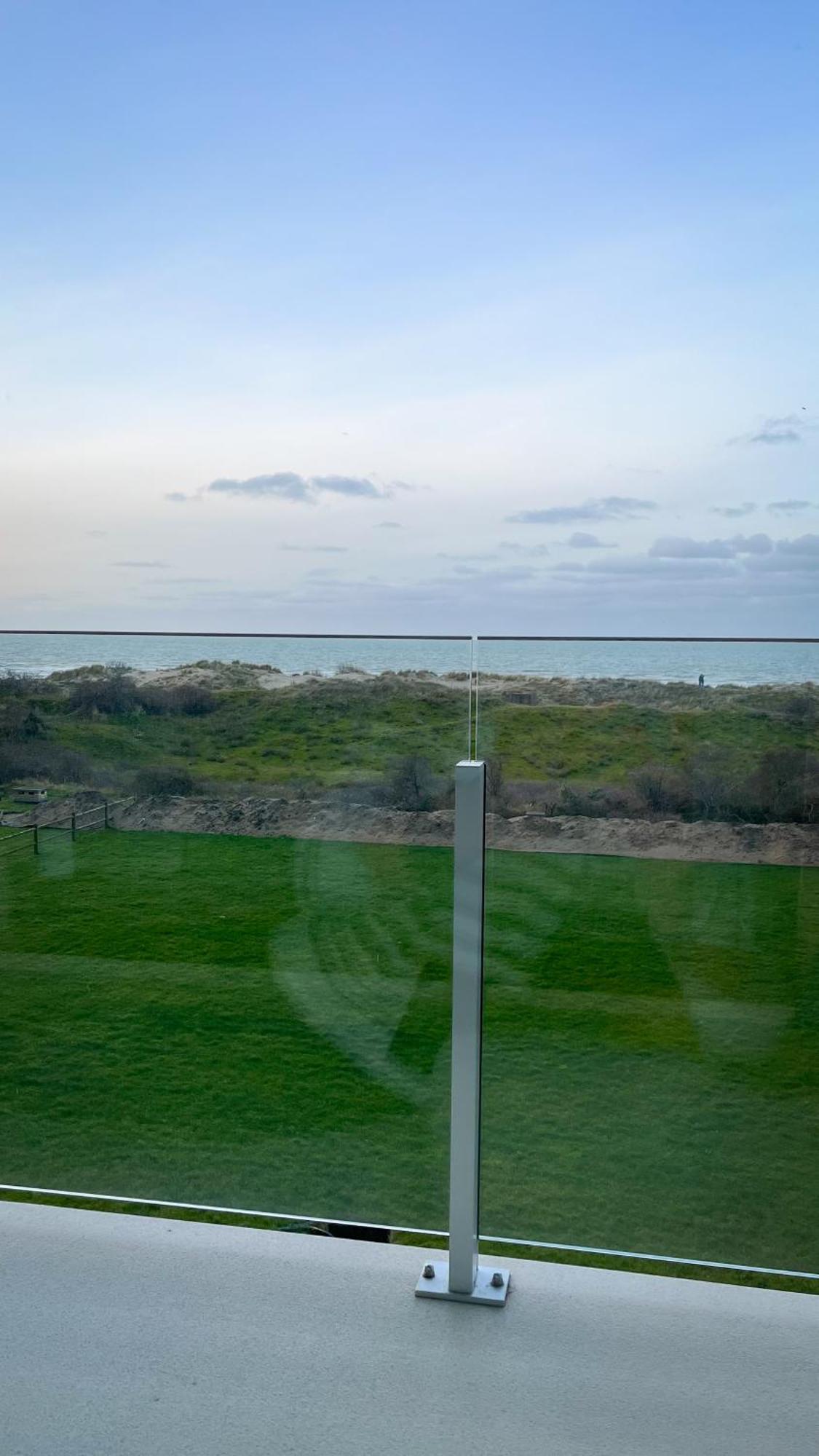 Superbe Studio Avec Une Magnifique Vue Sur La Mer. デ パンネ エクステリア 写真